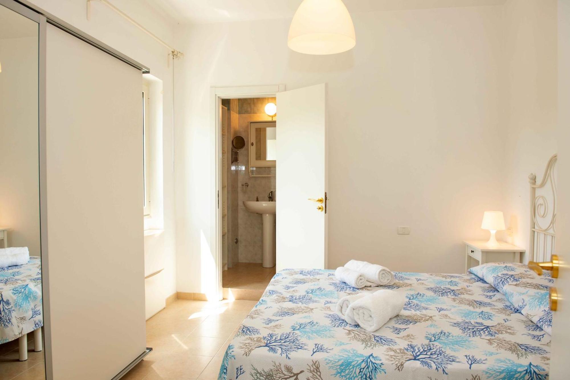 Aria Di Mare Vieste - Luxury Apartments By The Sea Экстерьер фото